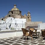 In S White Ostuni